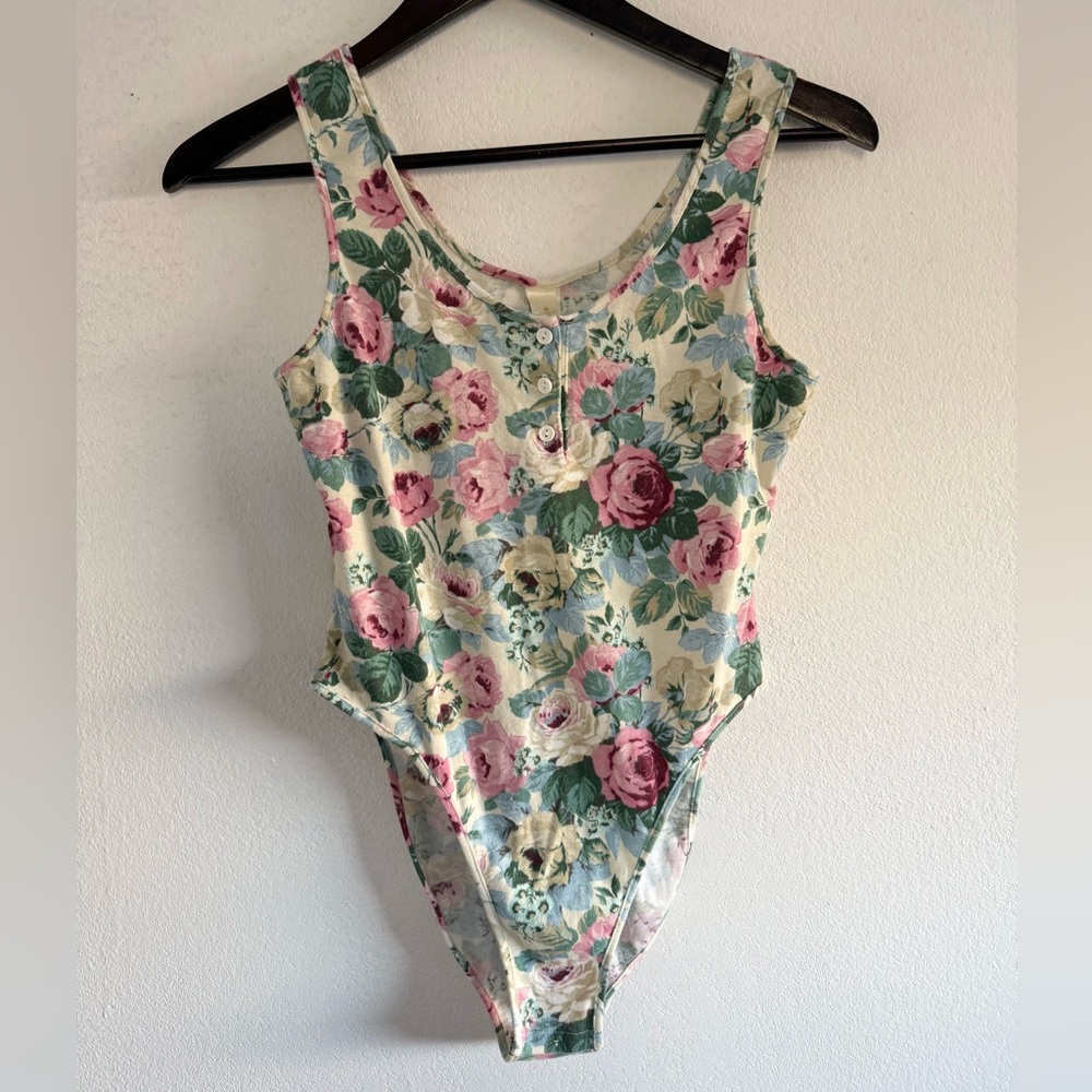 Vintage Victoria’s secret Gold Label Floral Print Bodysuit Size M Cottagecore